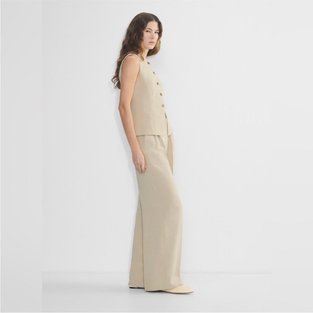 NWT -Aritzia Effortless wide leg Women's pant - Picture 2 of 9